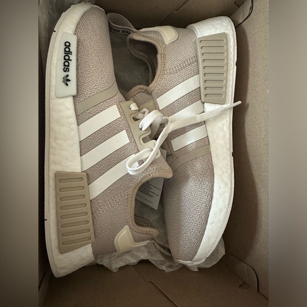 Adidas Tan/White